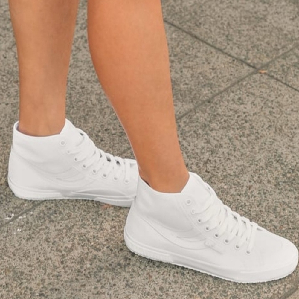 Superga 2295 Swallow Tail NWT White Canvas High Top Sneakers